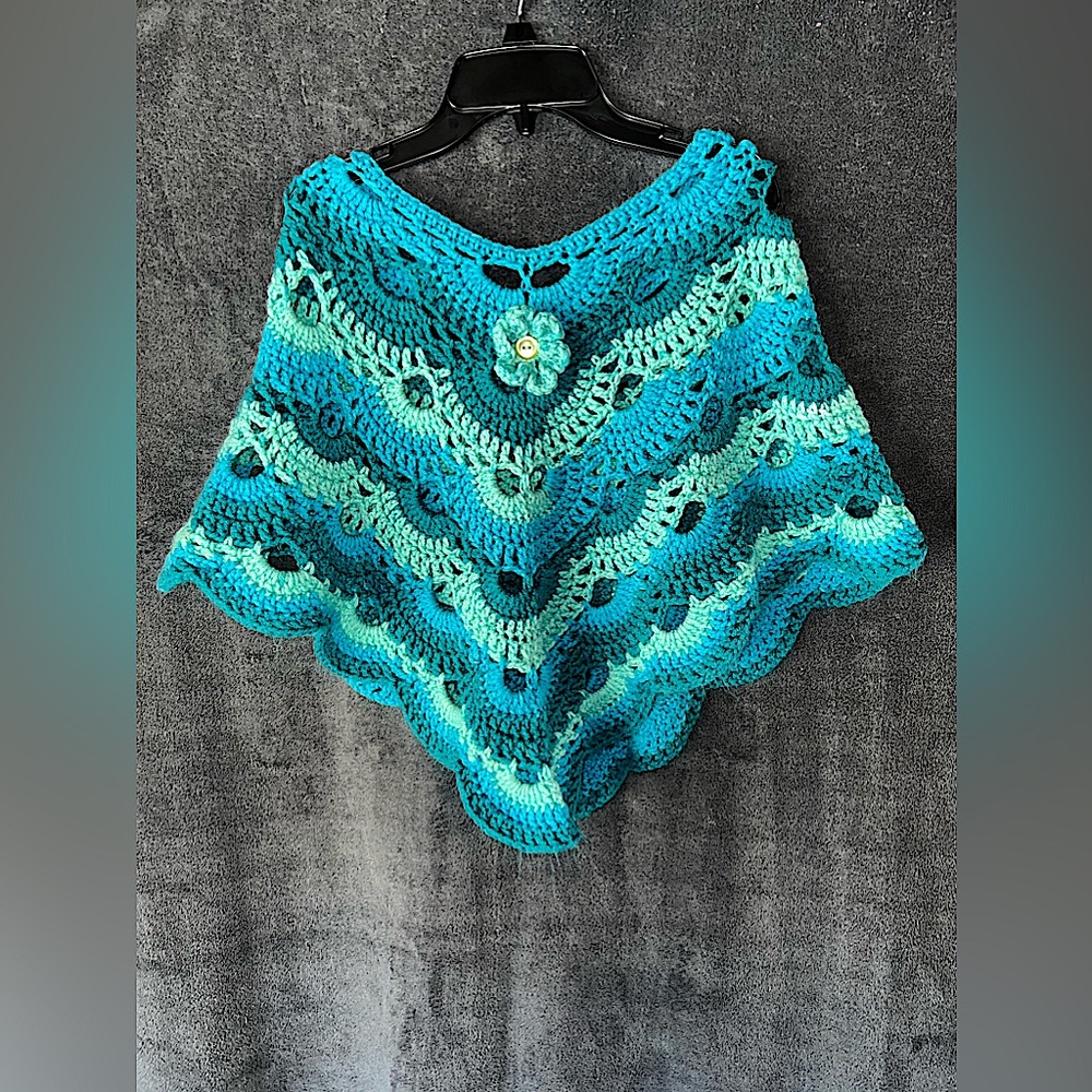 Brand: None (Homemade knitted) / Size: Girls 6-10 years old / Color: Many blues